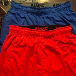 Men’s small Nike dri-fit  basketball shorts